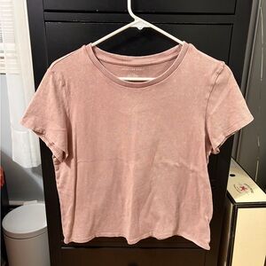 American Eagle Outfitters Dusty Rose Short Sleeve Crewneck Tee